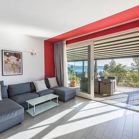 Virgilio Red Apartman Toscolano Maderno